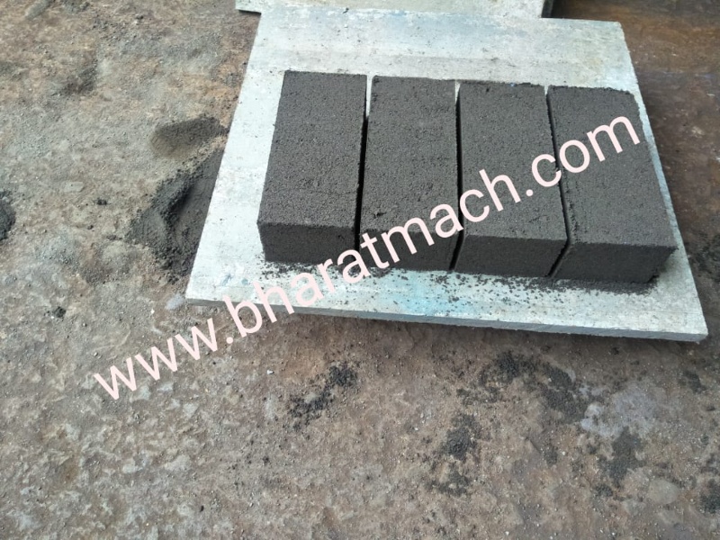 Manual Concrete Brick & Block machine (Model no.: BHS-204FV)